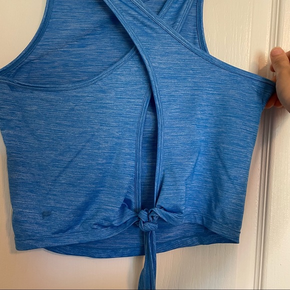 Fabletics top- Small - Picture 3 of 4